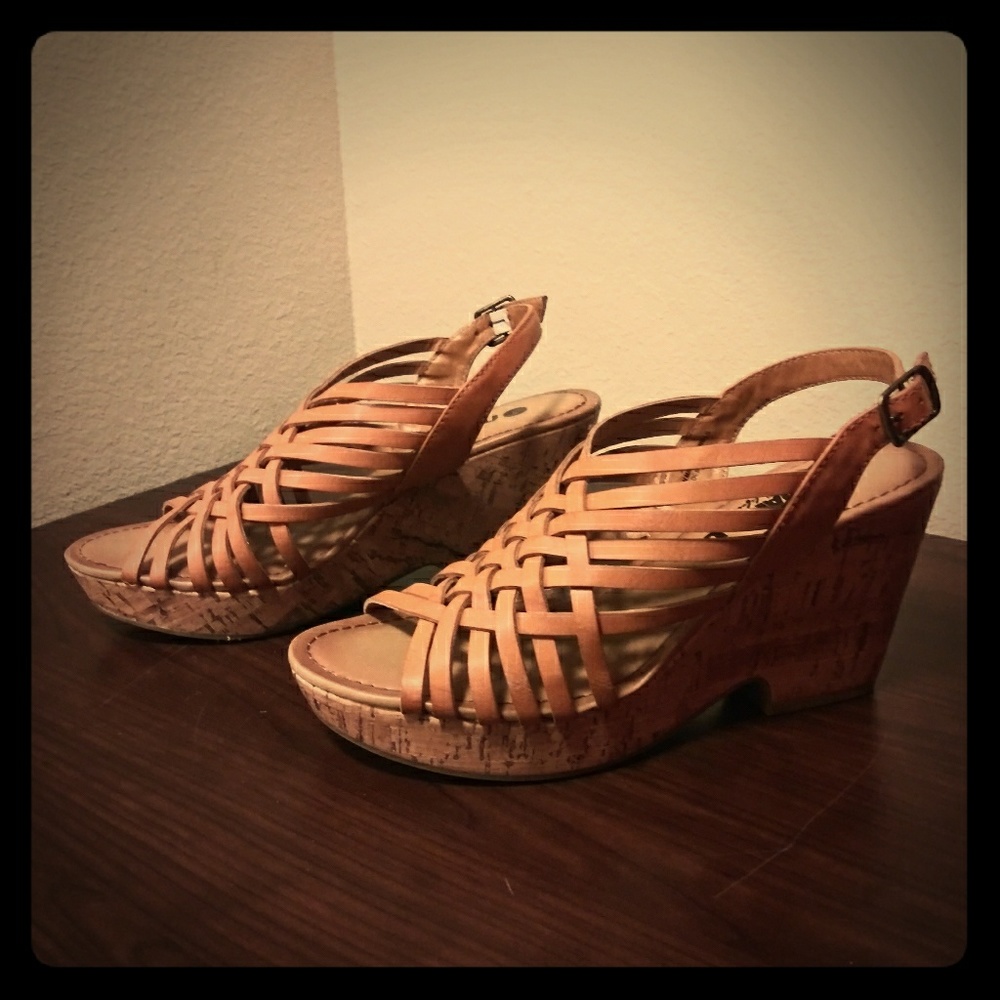 Makalu California Wedge Sandals